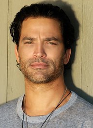 Johnathon Schaech