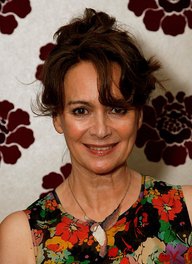 Francesca Annis