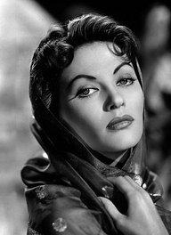 Yvonne De Carlo