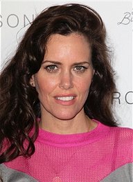 Ione Skye
