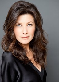 Daphne Zuniga