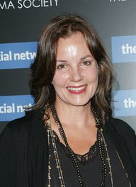 Margaret Colin