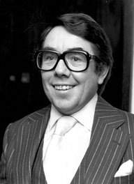 Ronnie Corbett