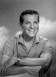 Robert Cummings