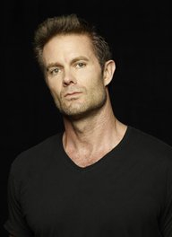 Garret Dillahunt