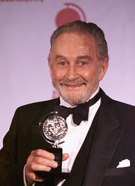 Roy Dotrice