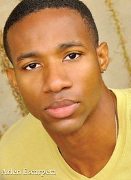 Arlen Escarpeta