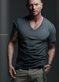 Luke Goss