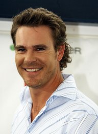 Aaron Jeffery