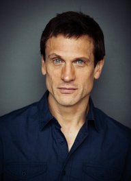 Simon Merrells