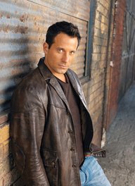 Johnny Messner