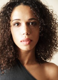 Vinette Robinson