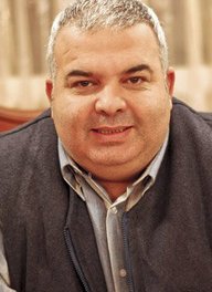 Deniz Oral