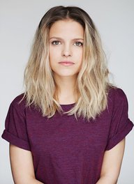 Sarah-Jeanne Labrosse