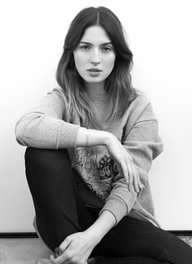 María Valverde