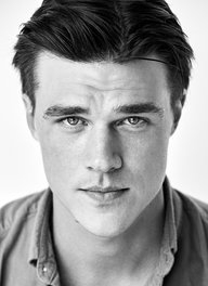 Finn Wittrock