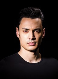 Enzo Zelocchi