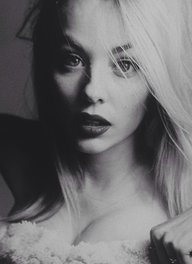 MacKenzie Porter