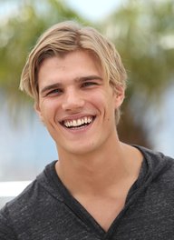Chris Zylka