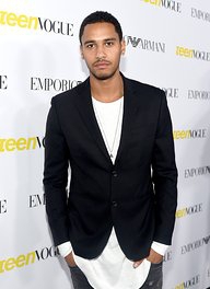 Elliot Knight