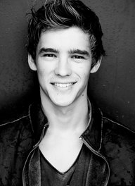 Brenton Thwaites