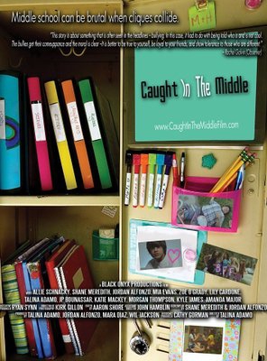 Poster of Caught in the Middle
